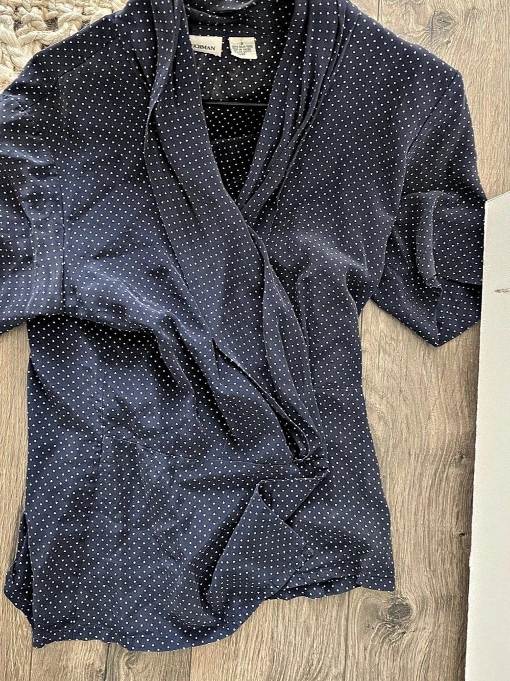 Dana Buchman Polka Dot 100% Silk Draped Blouse in Blue Size 8 Like New